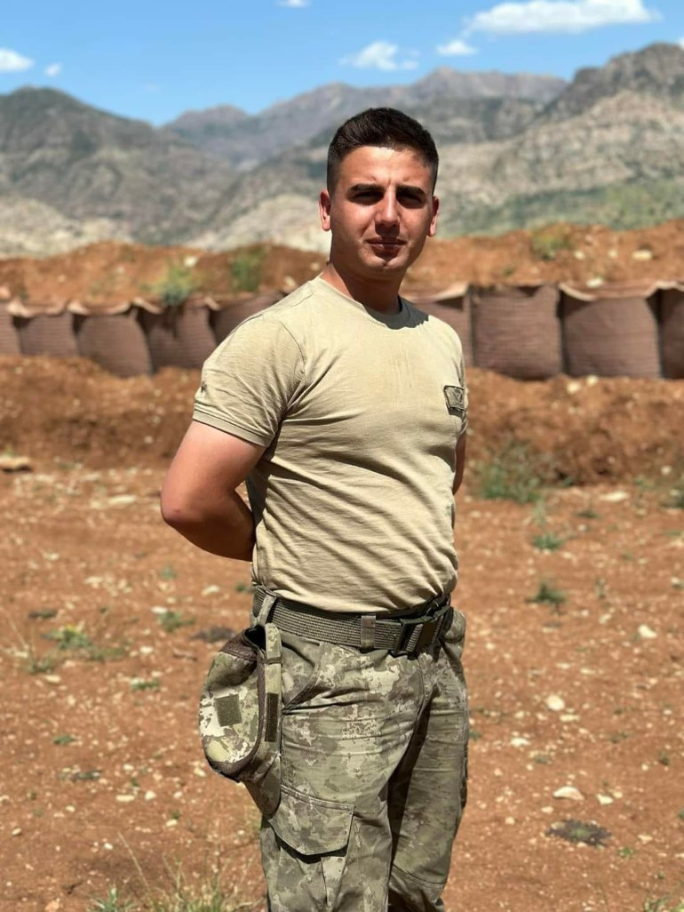 Türkiye, Pençe-Kilit Harekatı şehitlerini uğurladı... Kahramanlara en acı veda