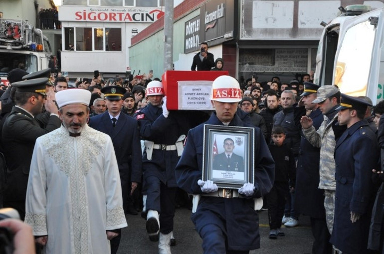 Türkiye, Pençe-Kilit Harekatı şehitlerini uğurladı... Kahramanlara en acı veda