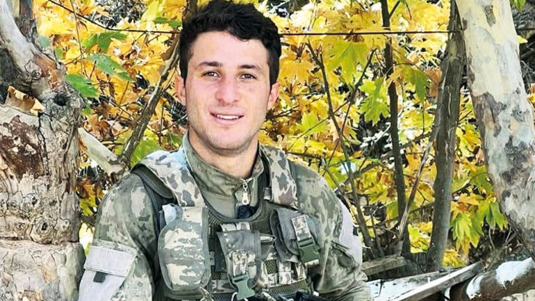 Kahraman evlatlarımızı uğurluyoruz