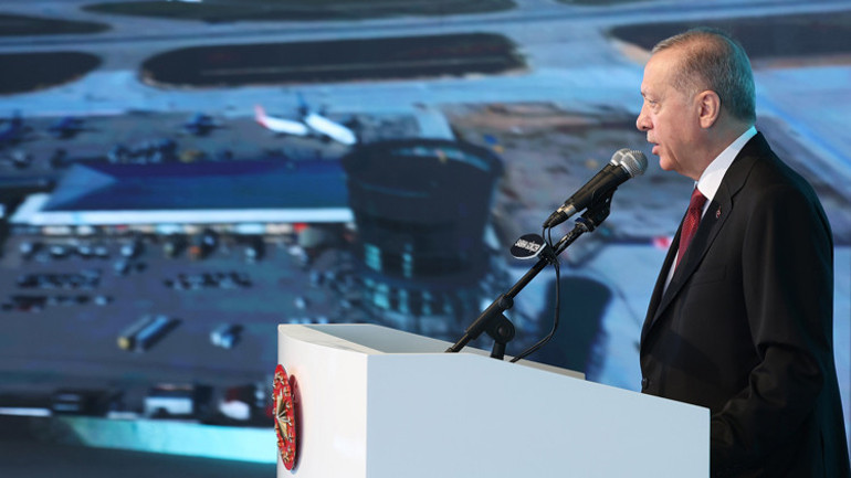 Son dakika... Cumhurbaşkanı Erdoğan: Havalimanının trafiği ikiye katlanacak