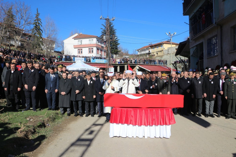 Pençe-Kilit Harekatı şehitlerine gözyaşları ile veda