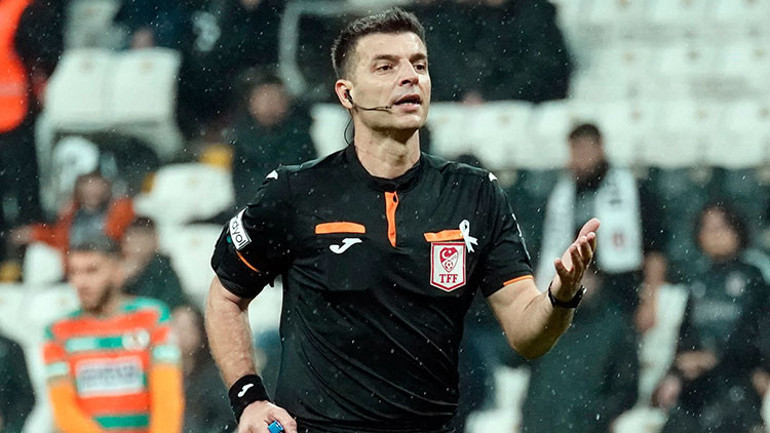 Süper Ligde bu sezon hakemlerin enleri belli oldu Maç sayısı, VAR odası ve kartlar...