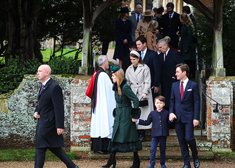 Ünlü ailenin üvey oğlu sonunda annesine kavuştu... Herkes nerede olduğunu merak ediyordu