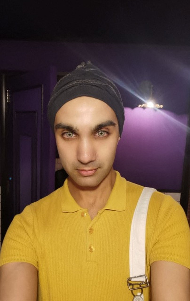 Covid’i bilen medyum anlattı… 2024’te ünlülerin başına ne gelecek Kraliyet ailesini bekleyen skandal ve Meghan Markle’ın büyük kalp ağrısı…