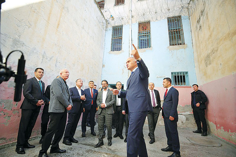 Miroğlu’nun tanıklık kitabından Diyarbakır Askeri Cezaevi’nin kötü şöhreti