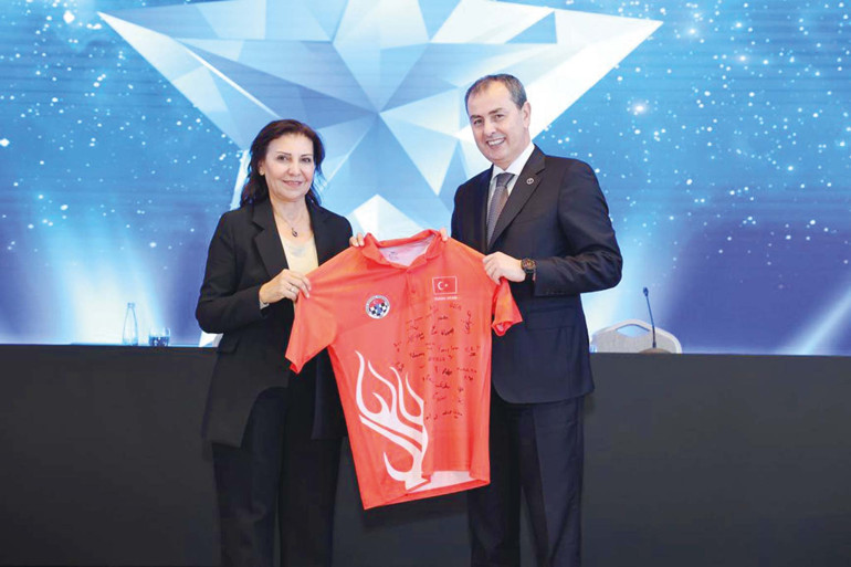 Hayatları satrançla değişiyor... Hakan Aran, satrancın toplumsal etkisine değindi