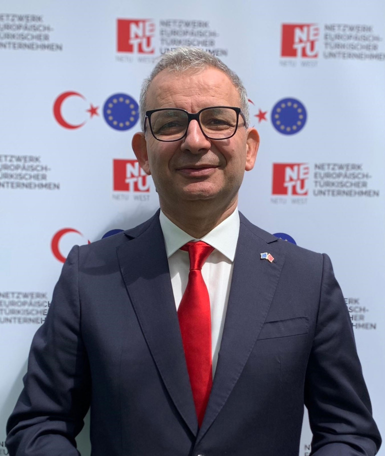 Avrupalı Türkler yeni yılda barış istedi