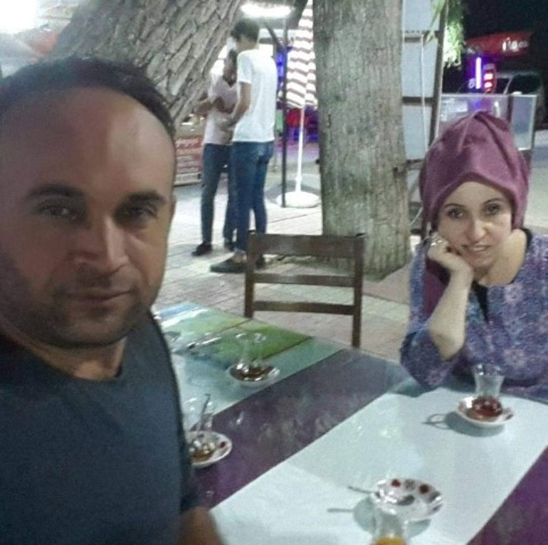 Oğlunun ölümünden sonra gelinini katletmişti... Kan donduran olayda ortak ev detayı Tek kelimenin ardından tetiğe basmış...