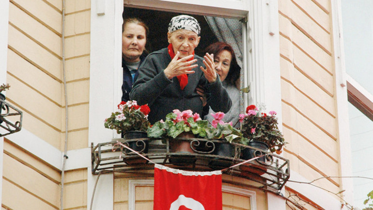 Genç yaşta kaybettiğimiz bir büyük müzisyenin hatırasını anarken... Yavuz Çetin’in ilk  albümü ‘İlk’, Prof.  Türkan Saylan’ın evinde kaydedildi