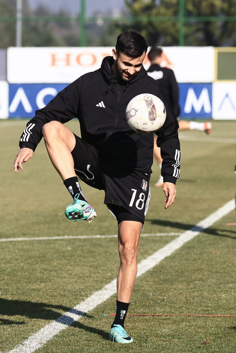 Beşiktaşta Rachid Ghezzal takıma döndü