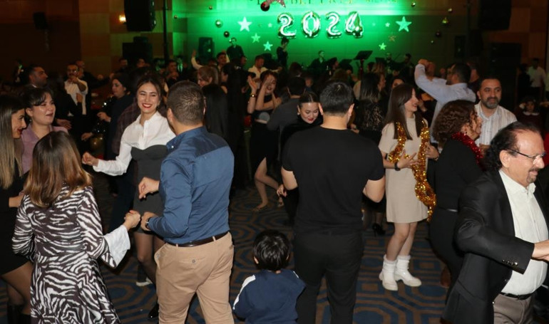 Türkiye yeni yıla coşkuyla girdi