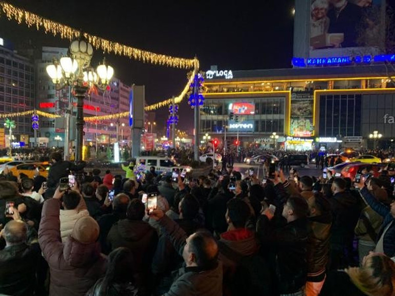 Türkiye yeni yıla coşkuyla girdi