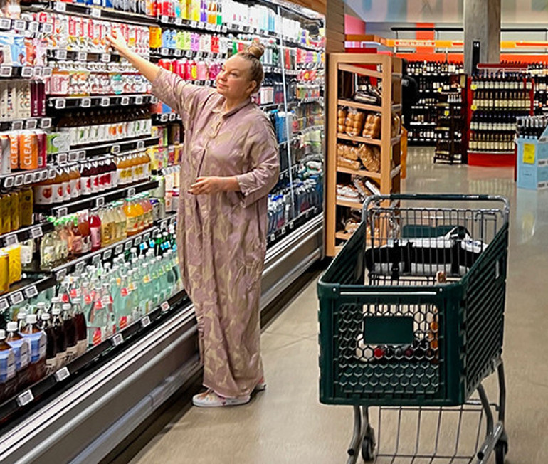 Yeni yıla yeni görüntüsüyle girdi: Önce yüzünü gerdirdi, sonra yağ aldırdı: İşte ünlü şarkıcının son hali