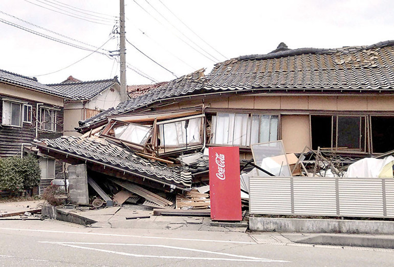 Japonya hazırlıklı yakalandı 7.6’lık deprem ve tsunami