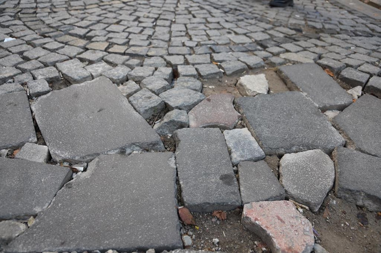 Dünyaya açılan sokağa turist uğramaz oldu