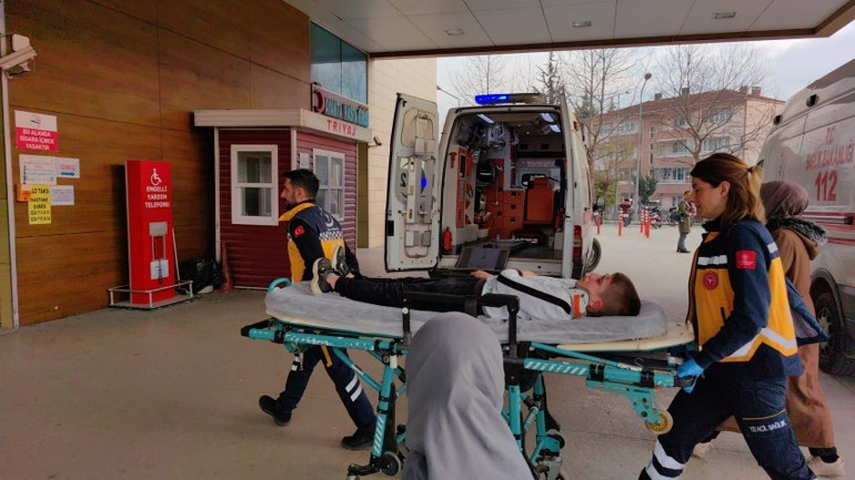 Saklambaç oynayan çocuk ölümden döndü Sürücü kaçtı... O anlar kamerada