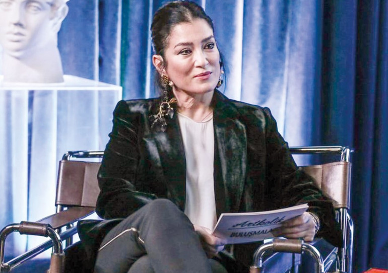 Doğum izni bitmiş bile