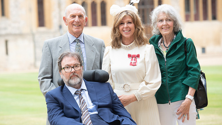 Ünlü sunucunun eşi Covid’e yakalandıktan sonra iyileşememişti… ‘Bir mucize için dua ediyoruz’ derken acı haber geldi