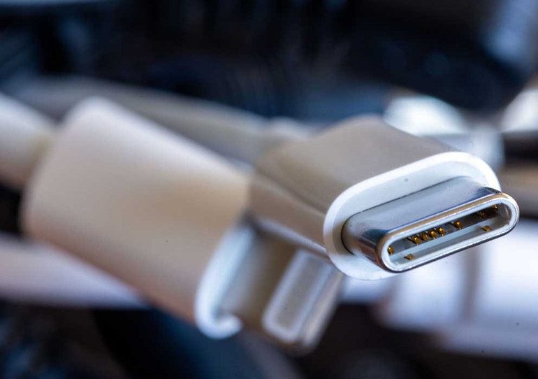 Pembe ve gri sürücü ehliyetleri değişiyor