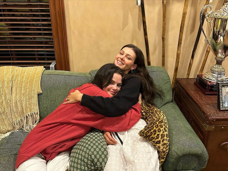 Yedikleri içtikleri ayrı gitmezdi… Aşka düşünce en yakın arkadaşını unuttu