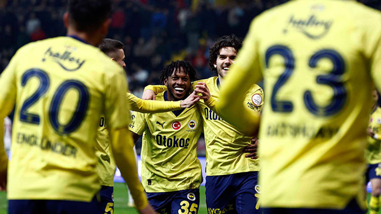 Fenerbahçede ilklerin günü İstanbulspor maçı öncesinde merak edilen 8 soru...