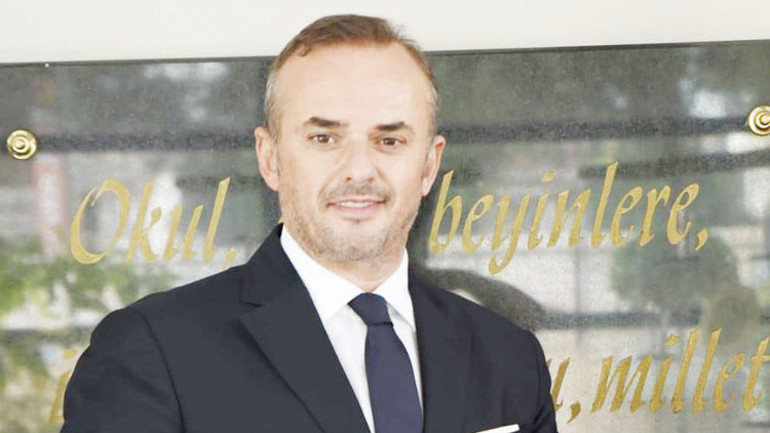 Özel okul velilerinin ücretlerle imtihanı