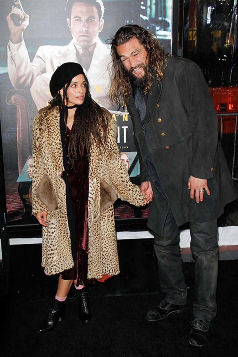 Evlilikleri aşkları kadar uzun ömürlü olmadı… Ünlü çift ayrılık açıklamasından iki yıl sonra boşanıyor