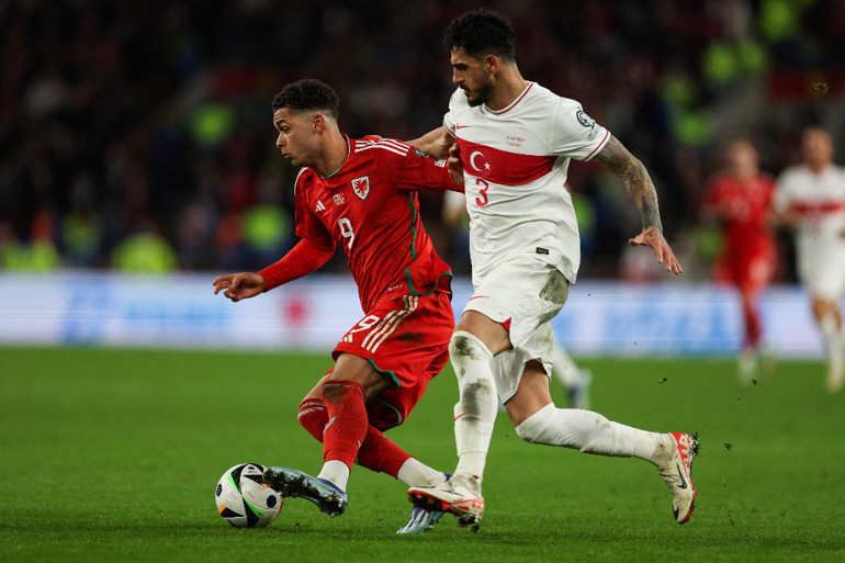 Panathinaikos Teknik Direktörü Fatih Terim, Fenerbahçenin milli yıldızını istiyor Görüşmeler başladı