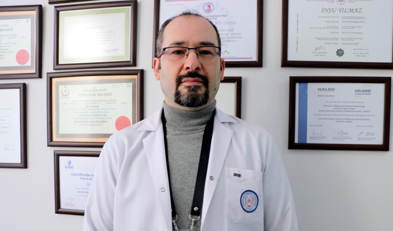 Kuaförlerdeki tehlike Uzman isim uyardı: 4 kuaförden birinde alerjik cilt hastalıkları görülebilir