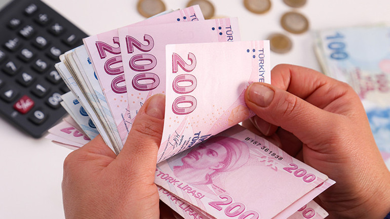 Bankalar emekli maaş promosyonlarını güncelledi... Hangi banka emekliye ne kadar maaş promosyonu veriyor Emeklilere 15 bin TLye kadar maaş promosyonu