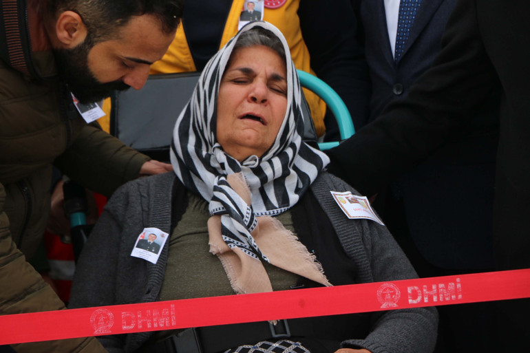 Türkiye kahramanlarını uğurladı... Pençe-Kilit şehitlerine acı veda