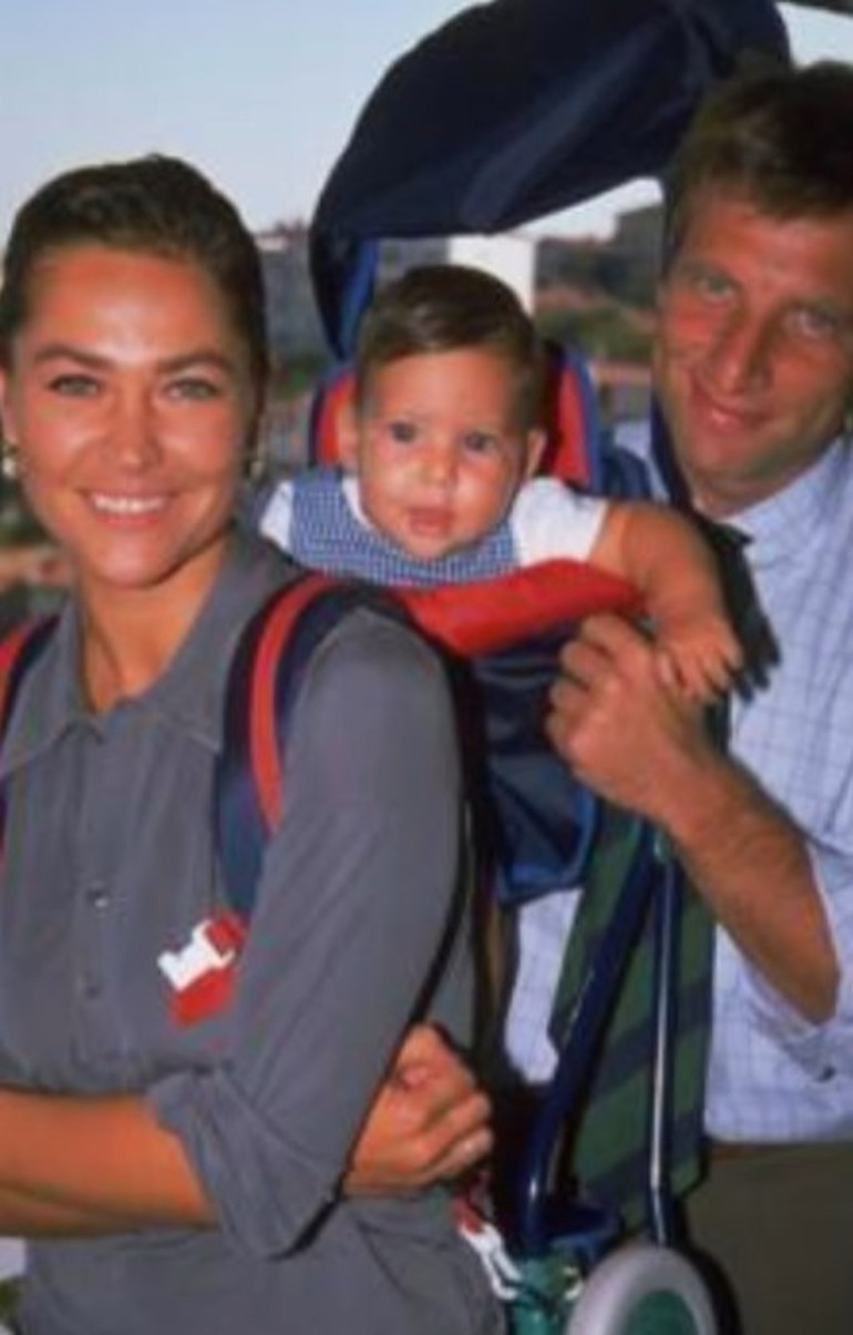 Ünlü oyuncunun kızı boyuna yetişti: Arkadaş gibiyiz