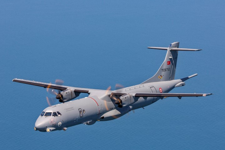 Havada muhteşem kareler: Savaş uçaklarını fotoğraflıyor... NATOdan davet aldı