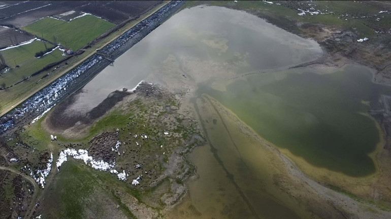 Tamamen kurumuştu... Uzunhızırlı Göleti su tuttu, göçmen kuşlar geri geldi