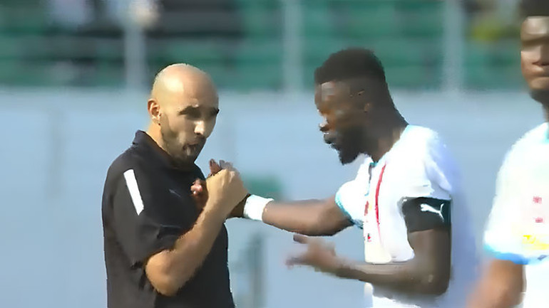 Afrika Uluslar Kupasında büyük kavga Hakim Ziyech, Cedric Bakambu ve Arthur Masuaku...