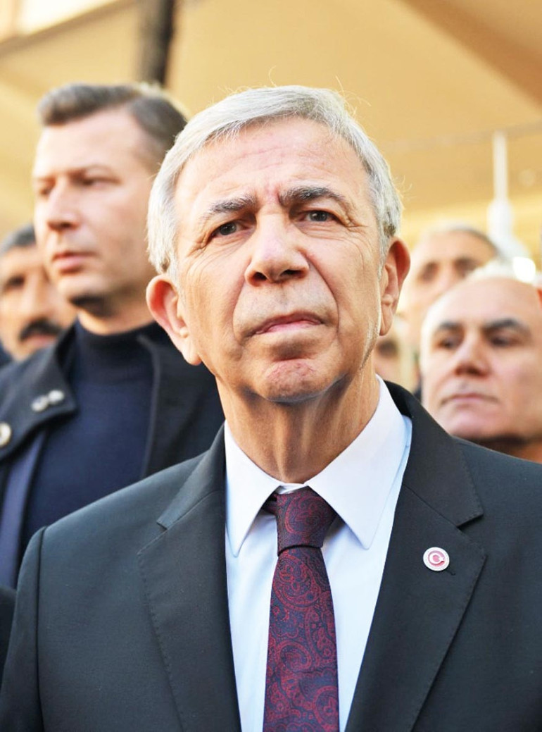 Adaylara şöyle bir bakalım