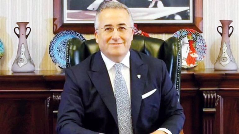 Adaylara şöyle bir bakalım