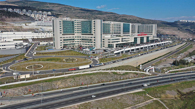 Bakan Uraloğlu: İzmir’i hızlı trenle tanıştıracağız