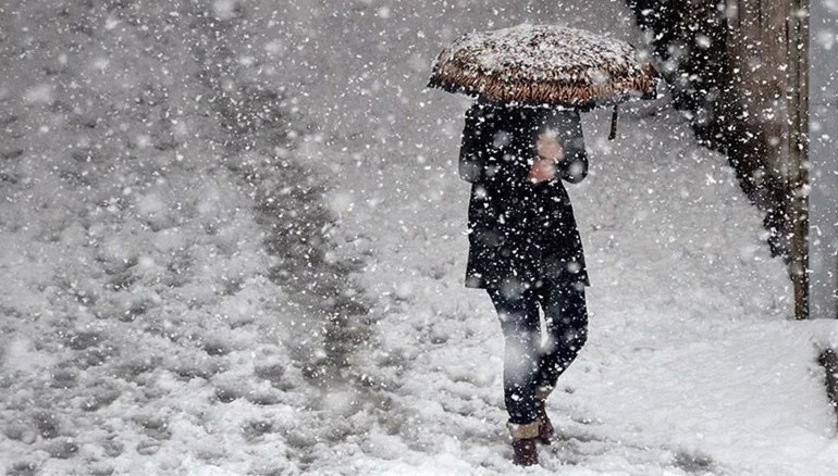 Meteoroloji ve AKOMdan peş peşe uyarılar: İstanbula kar geliyor