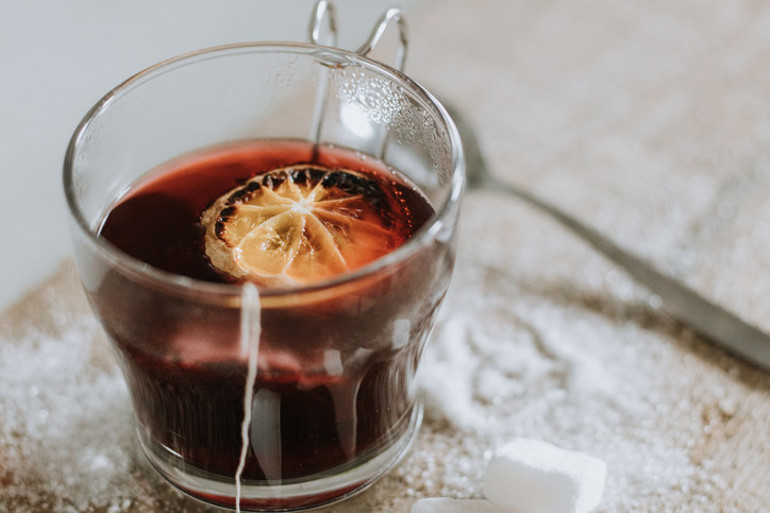 Tiryakileri sevindirecek araştırma: Çay içmek yaşlanmayı yavaşlatıyor... Günde kaç bardak tüketilmeli Siyah çay diğerlerinden bir adım önde ama demlenme süresine dikkat