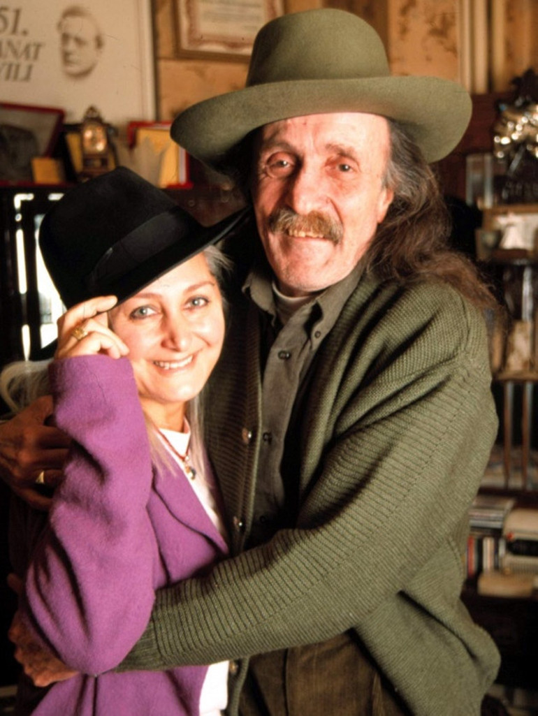 Cem Karacanın ailesi birbirine girdi... İlkim Karaca: 3.5 milyon bulursam filmi durduracağım