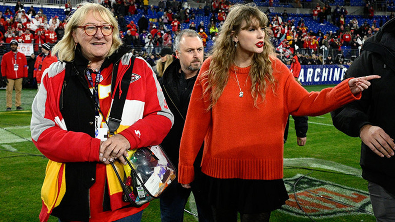 Gizli aşklarını şimdi herkes izliyor… Her şey milyonların önünde oldu: Dünyada sadece sen ve ben varmışız gibi sevgilim