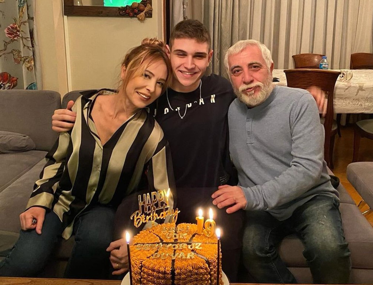 Ünlü oyuncunun kızı boyuna yetişti: Arkadaş gibiyiz