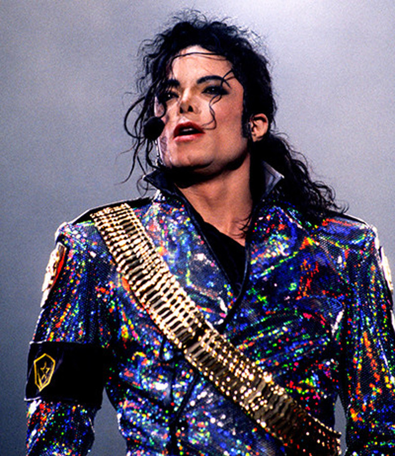 Babası onu kendi elleriyle ölümün kıyısına getirmişti... Yıllarca battaniye altında yaşadı... Sonra adını bile değiştirdi