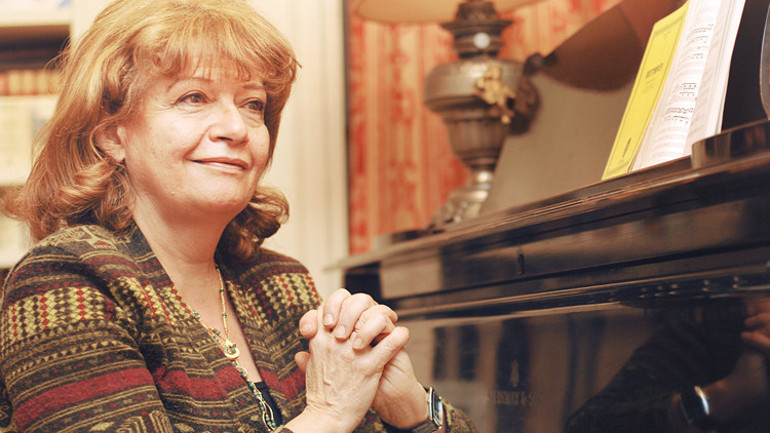 Idil Biret ‘kara liste’ye neden girdi