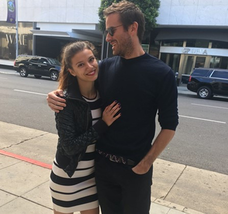 Tecavüz ve yamyamlıkla suçlanan ünlü aktörün kurbanı yine konuştu: Adalet yerini bulmadı... O serbestken ben susamam