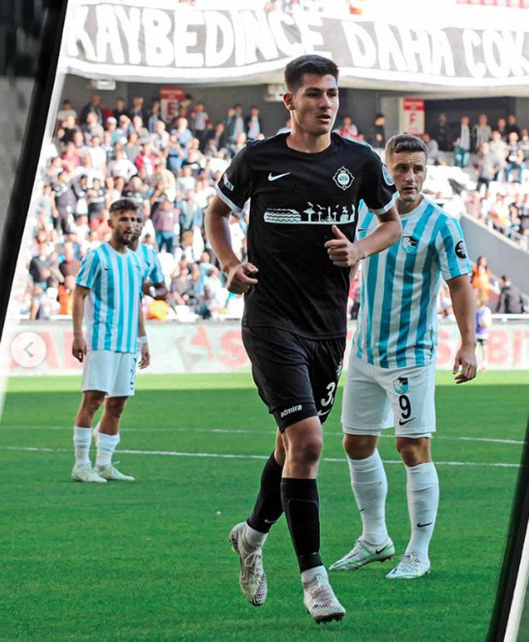 Efe Sarıkaya: David Alaba ve Abdülkerim Bardakcıyı örnek alıyorum | Atletico Madrid teklif yaptı, Manchester City ve PSG takibe aldı