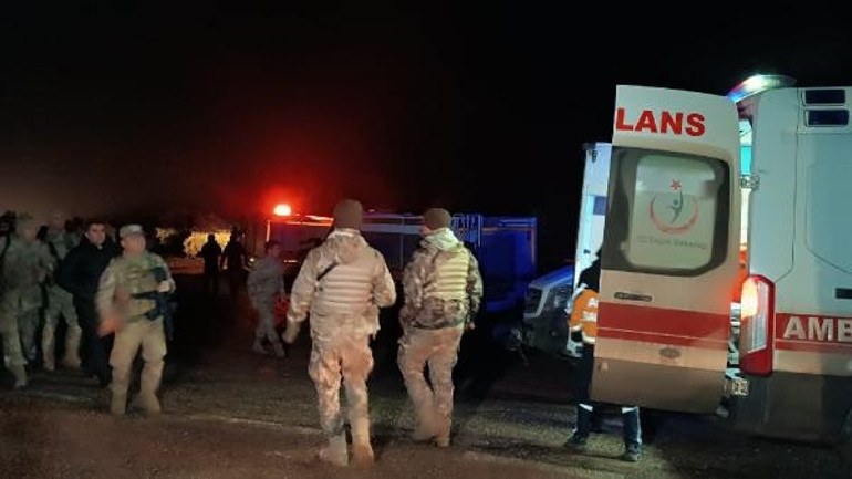 Son dakika: Acı haberi Bakan Yerlikaya duyurdu... Gaziantep Nurdağında helikopter düştü: İki pilot şehit oldu