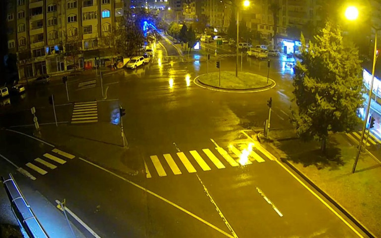 1.400 kişiye mezar olmuştu... Ebrar Sitesinin yıkıldığı anın görüntüsü ortaya çıktı