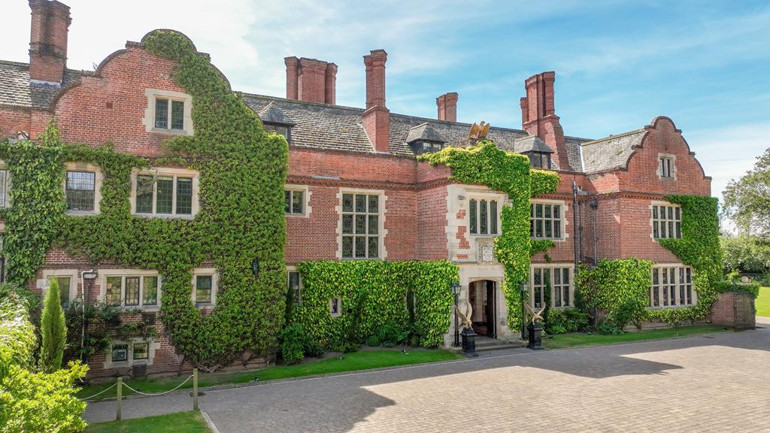 Queen Ethelburga Türk öğrencilere kapılarını ardına kadar açıyor